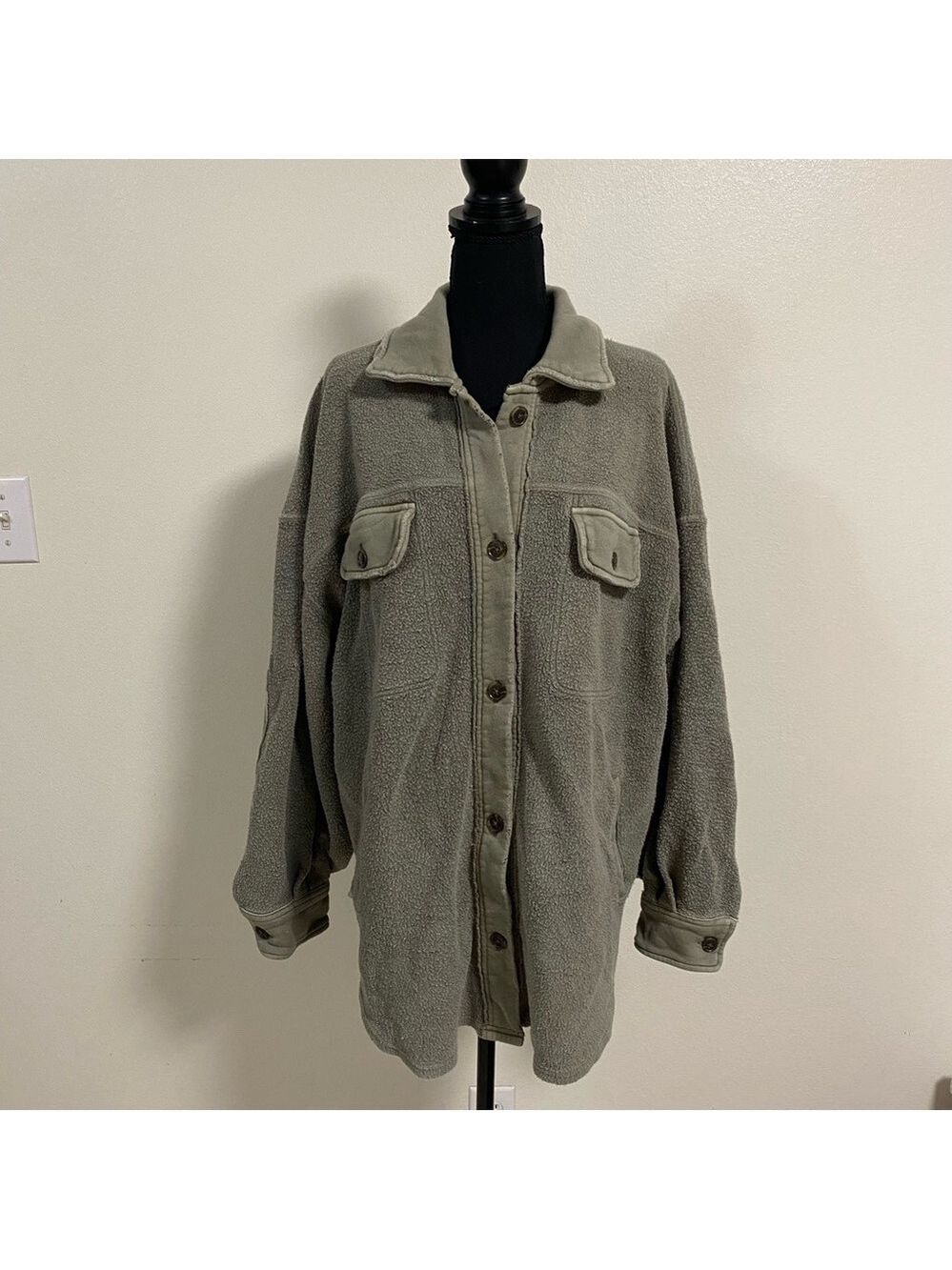 Free People Jacket Women’s Size Medium cool Moss Rudy Jacket Shacket Sweater